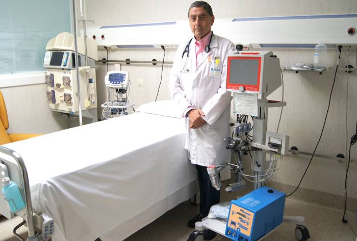 El Dr. Carretero y el sistema ECMO