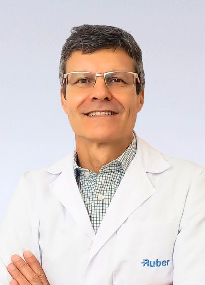 Dr Luis Robles