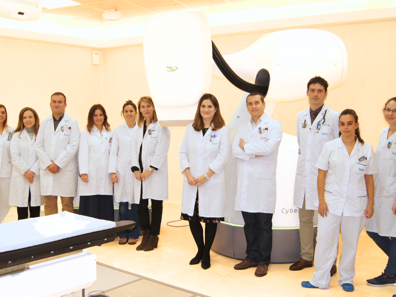 Cyberknife M6 equipo