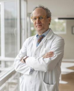 Dr. Antonio Gil-Nagel