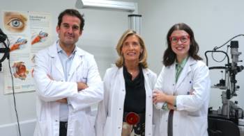 Los doctores César Casado, Isabel Garabito y Rocío Terrados. 1